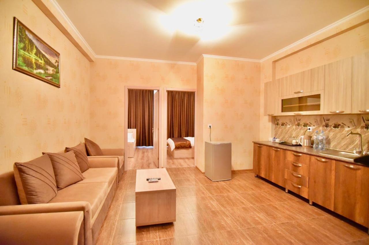 Hotel Blue Ridge Tiflis Exterior foto